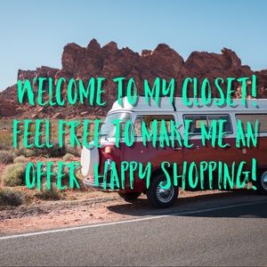 Welcome to my closet! Take a look around!